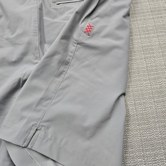 Rhone Shorts Mens 38 Gray Performance Stretch Chino 8 Inseam Lightweight Golf - Picture 9 of 10